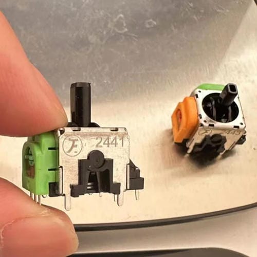 Einstellbare hochpräzise Hall-Elektromagnet-Joysticks für PS4 / PS5 / XBOX / NS Pro (2 Stück)