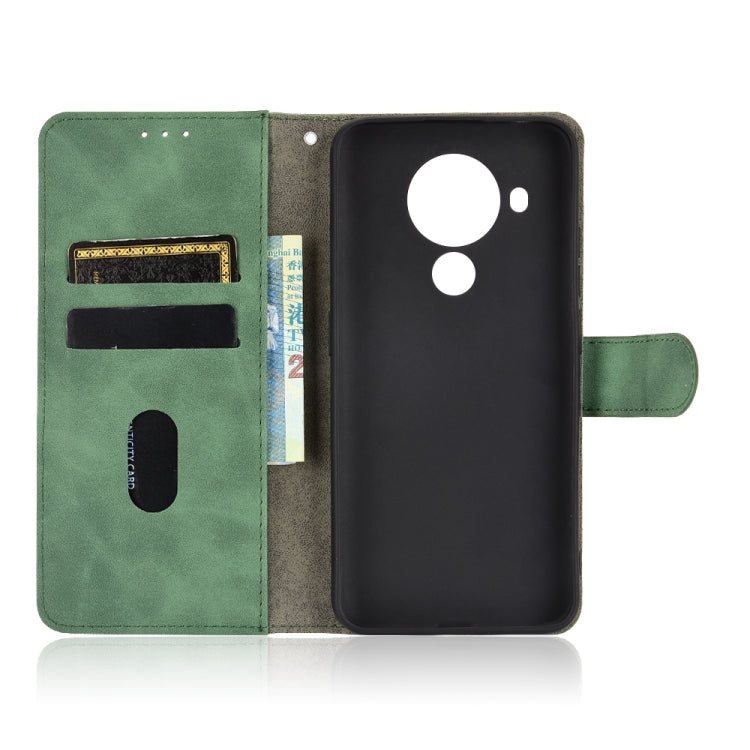 Para Nokia 5.4 Funda de cuero PU con textura de piel de becerro abatible horizontal con hebilla magnética de color sólido con soporte, ranuras para tarjetas y billetera