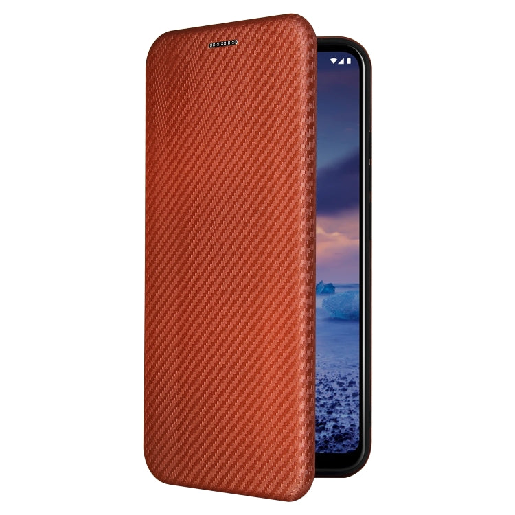 Para Nokia 5.4 Carcasa de cuero con tapa horizontal magnética con textura de fibra de carbono TPU + PC + PU con ranura para tarjeta (marrón)