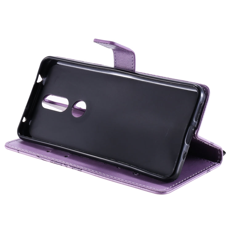 Para Nokia 2.4 3D Mariposas Patrón de relieve Funda de cuero con tapa horizontal con soporte, ranura para tarjeta y billetera (púrpura)