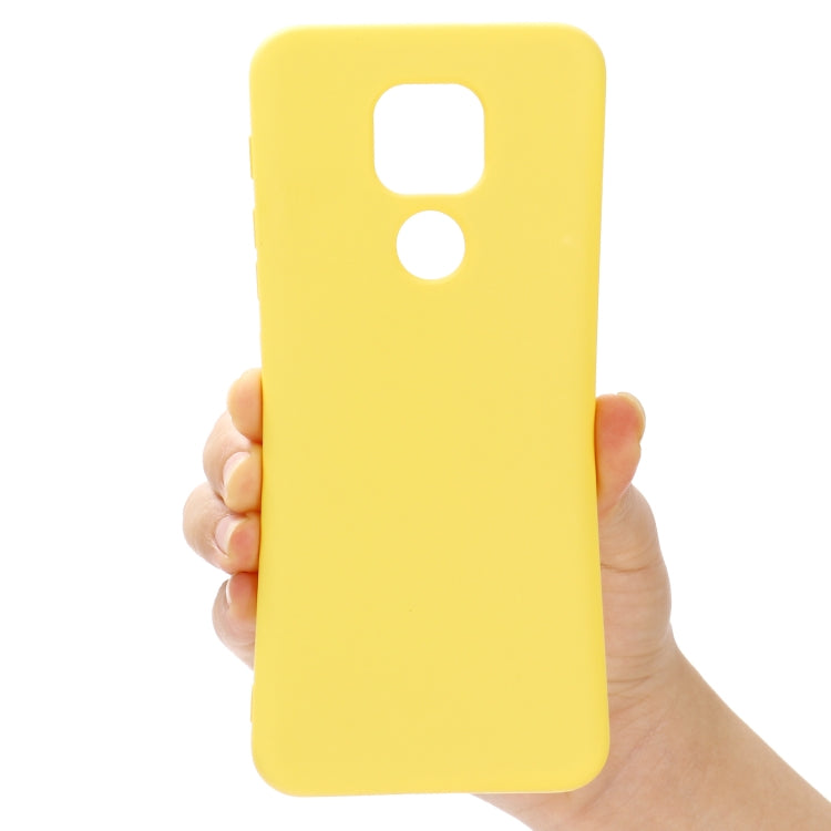 Para Motorola Moto G Play (2021) Caja de cobertura completa de silicona de silicona líquida de color puro (amarillo)