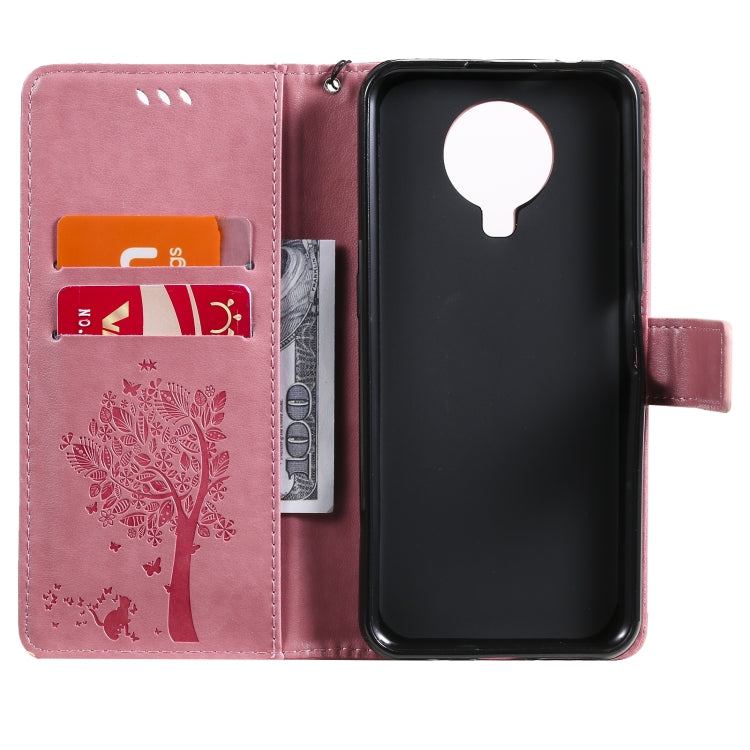 Para Nokia 6.3 Patrón de árbol y gato Impresión prensada Funda de cuero Horizontal Flip PU con soporte y tragamonedas de tarjetas y billetera y cordón (rosa)