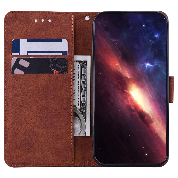 Estuche de Cuero para Infinix Note 12 Pro 5G con Tapa en Relieve Geométrico (Marrón)