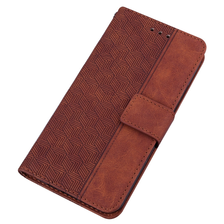 Estuche de Cuero para Infinix Note 12 Pro 5G con Tapa en Relieve Geométrico (Marrón)