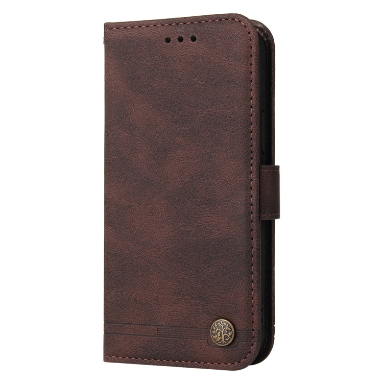 Funda de Cuero para OnePlus 13 con Botones de Metal y Diseño Árbol de la Vida (Marrón)