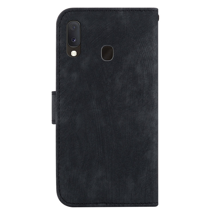 Para Samsung Galaxy A10e / A20e Funda para teléfono de cuero con relieve Little Tiger (negro)
