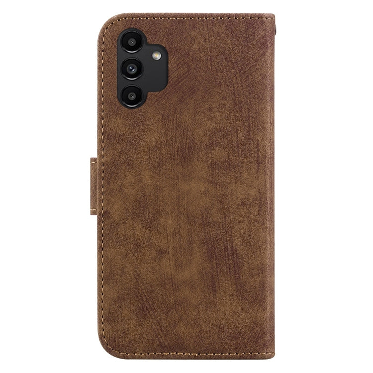 Para Samsung Galaxy A13 4G Funda de cuero con relieve Little Tiger (marrón)