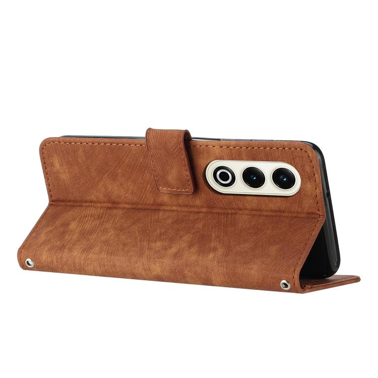 Funda de Cuero Itel S25 con Diseño de Rayas y Cordón (Marrón)