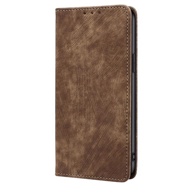 Funda de cuero magnética con cepillo y antirrobo RFID para Samsung Galaxy F06 5G (marrón)