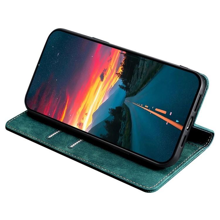 Funda de cuero magnética con cepillo y antirrobo RFID para Samsung Galaxy F06 5G (verde)