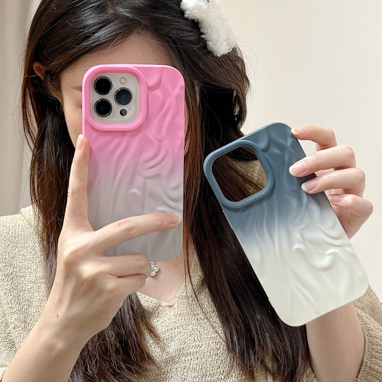 Funda TPU Esmerilada Textura Piel Efecto Degradado Arrugas para iPhone 15 Plus (Azul y Blanco)