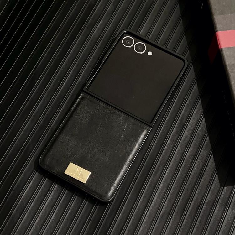 Funda de PU con textura Crazy Horse para Samsung Galaxy Z Flip7 5G (negra)