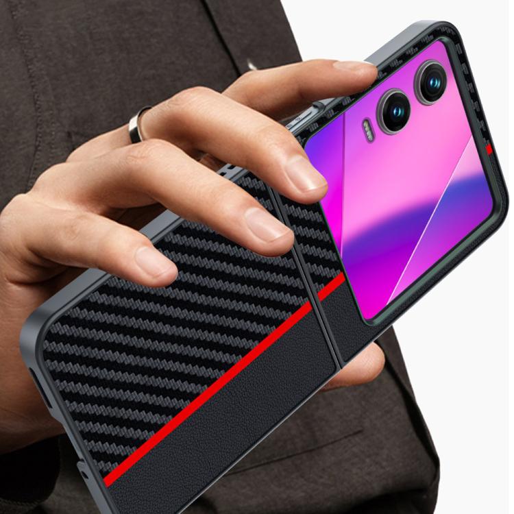 Funda ultrafina con textura de fibra de carbono para Infinix Zero Flip (negro y rojo)