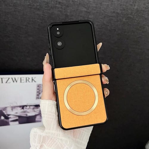 Funda de tela magnética con textura Magsafe para Xiaomi Mix Flip 2 CD (naranja)
