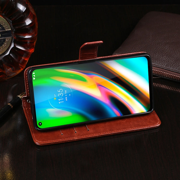 Para el caso de Motorola Moto G9 Plus idewei caballo loco Textura horizontal de cuero del tirón con el sostenedor y ranuras para tarjetas y monedero (blanco)