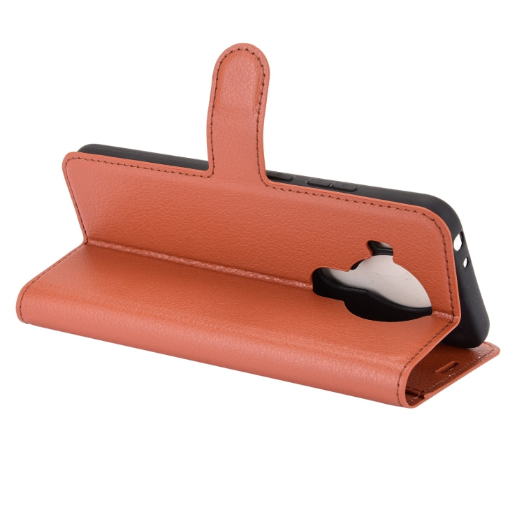 Para Nokia 5.4 Funda protectora con tapa horizontal con textura de litchi con soporte, ranuras para tarjetas y billetera (marrón)