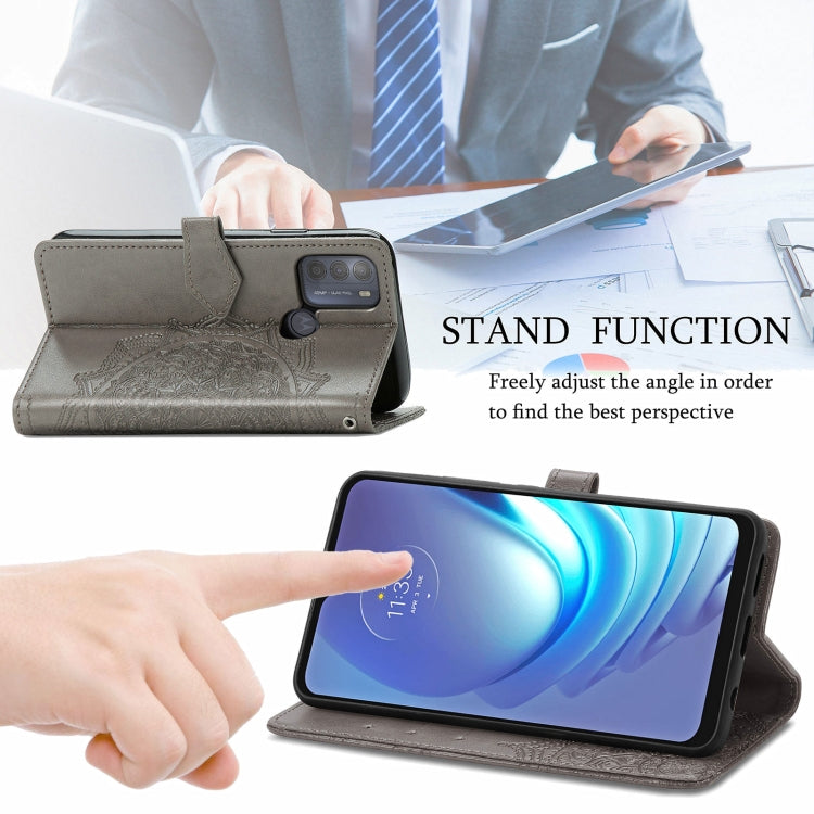 Para Motorola Moto G50 Mandala Patrón de estampado de estampado de estampado horizontal Funda de cuero con soporte y ranuras para tarjetas y billetera y cordón (gris)